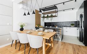 Kobiela Luxury Apartments
